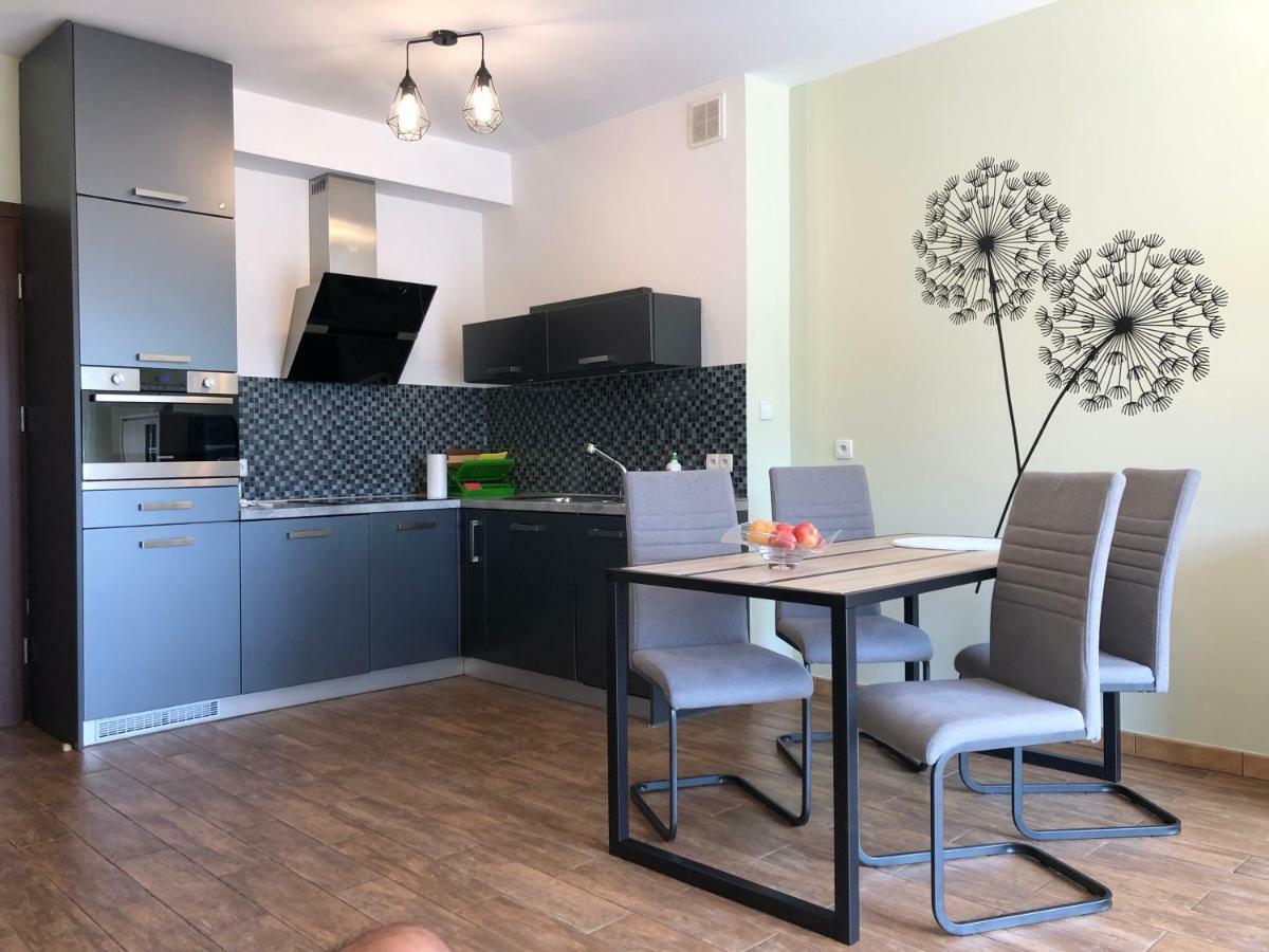 Luxapartament 1 - Z Widokiem I Garazem W Nowym Zeta Park أوسترون المظهر الخارجي الصورة